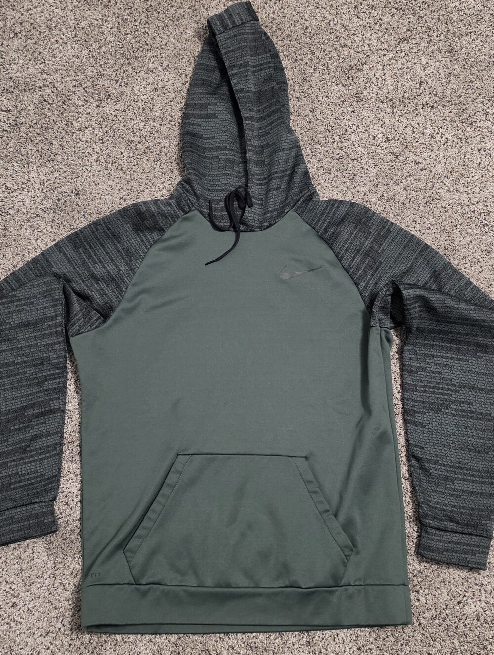 Nike Men's Forest Green Dri-Fit Hoodie - L